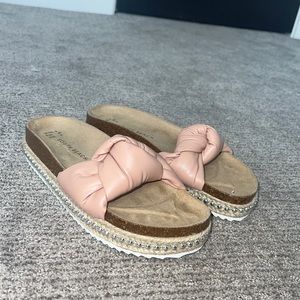 South Beach sandal